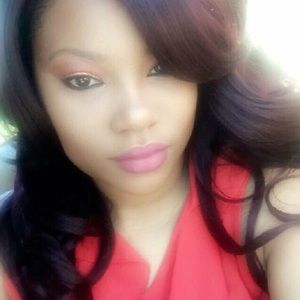 Meet your Posher, Shanae